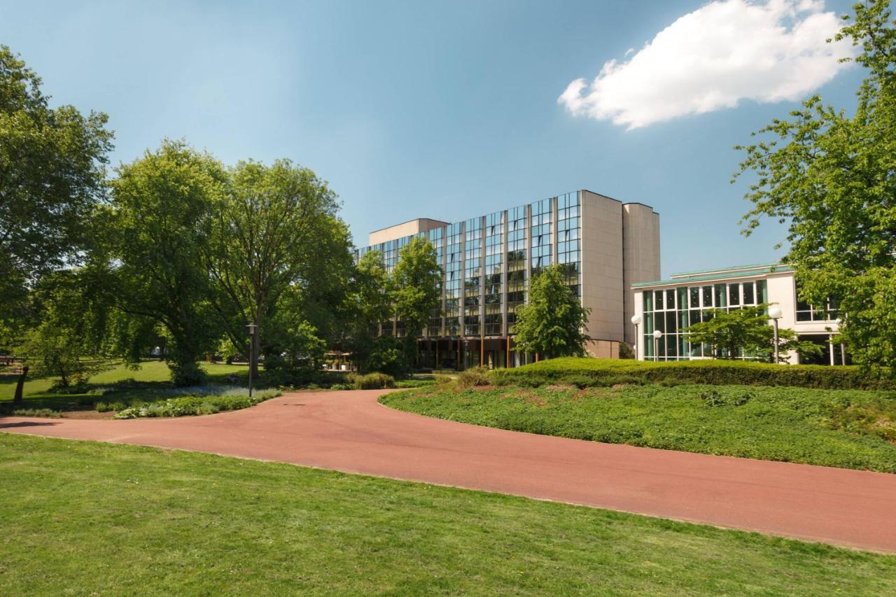 Sheraton Essen Hotel Exterior photo